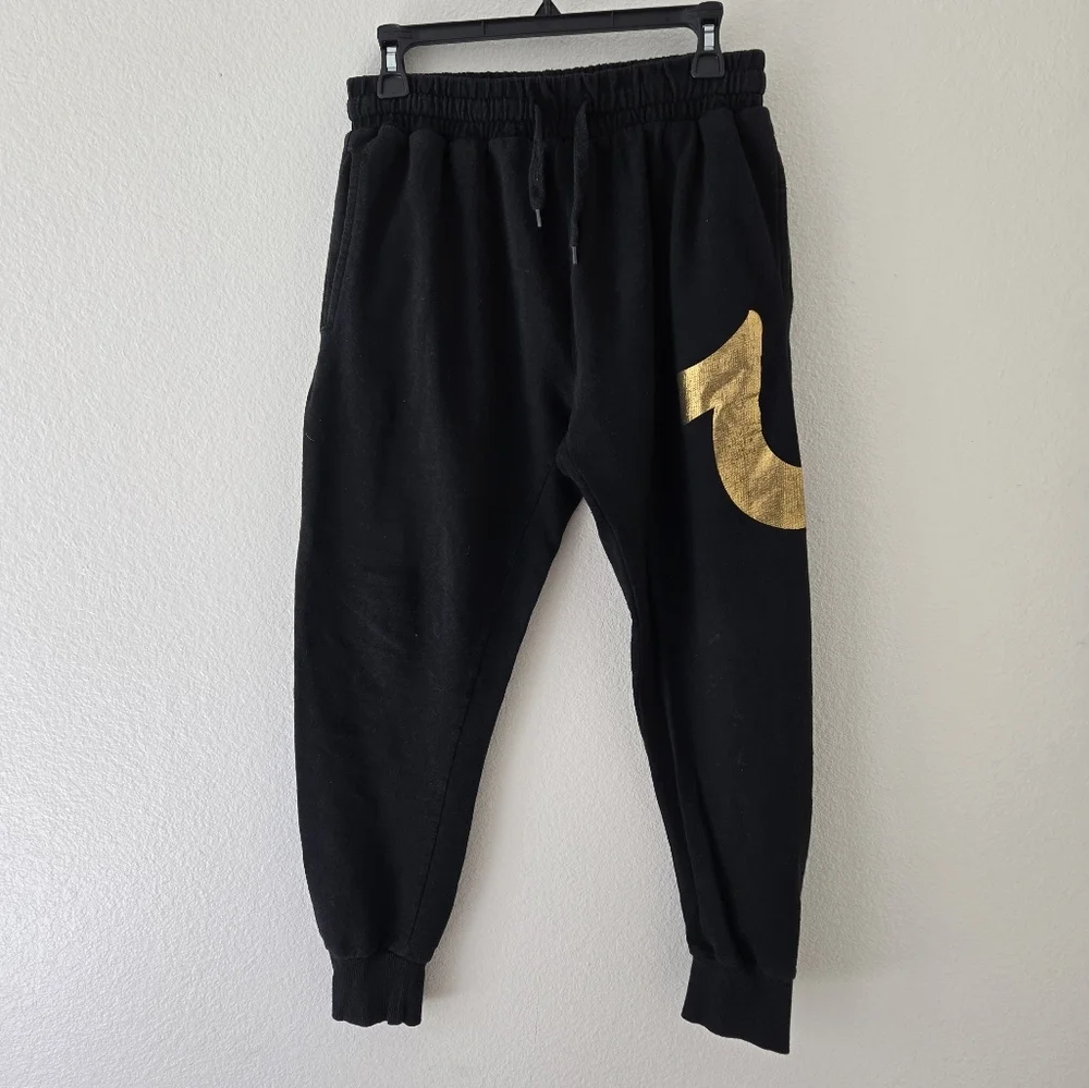 True Religion Mens Sweatpants Joggers Medium Gold HORSESHOE Logo Black Cuffed‎